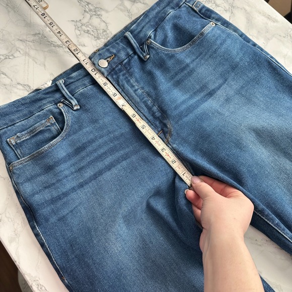 GOOD AMERICAN Good Legs Crop Mini Bootcut Jeans In Blue811 women's size 10/31 - Picture 13 of 14